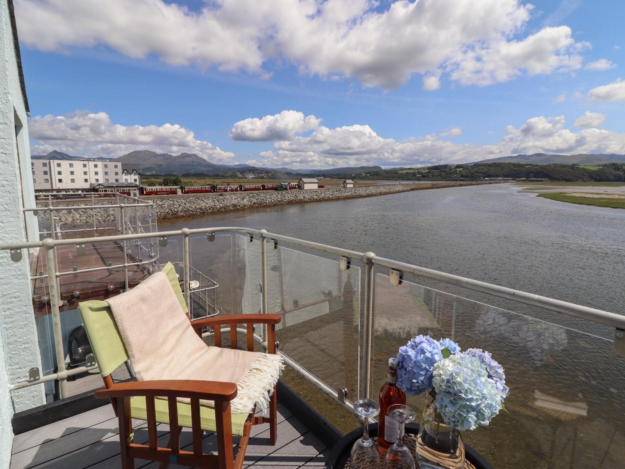 Estuary Escape Appartement Porthmadog Buitenkant foto